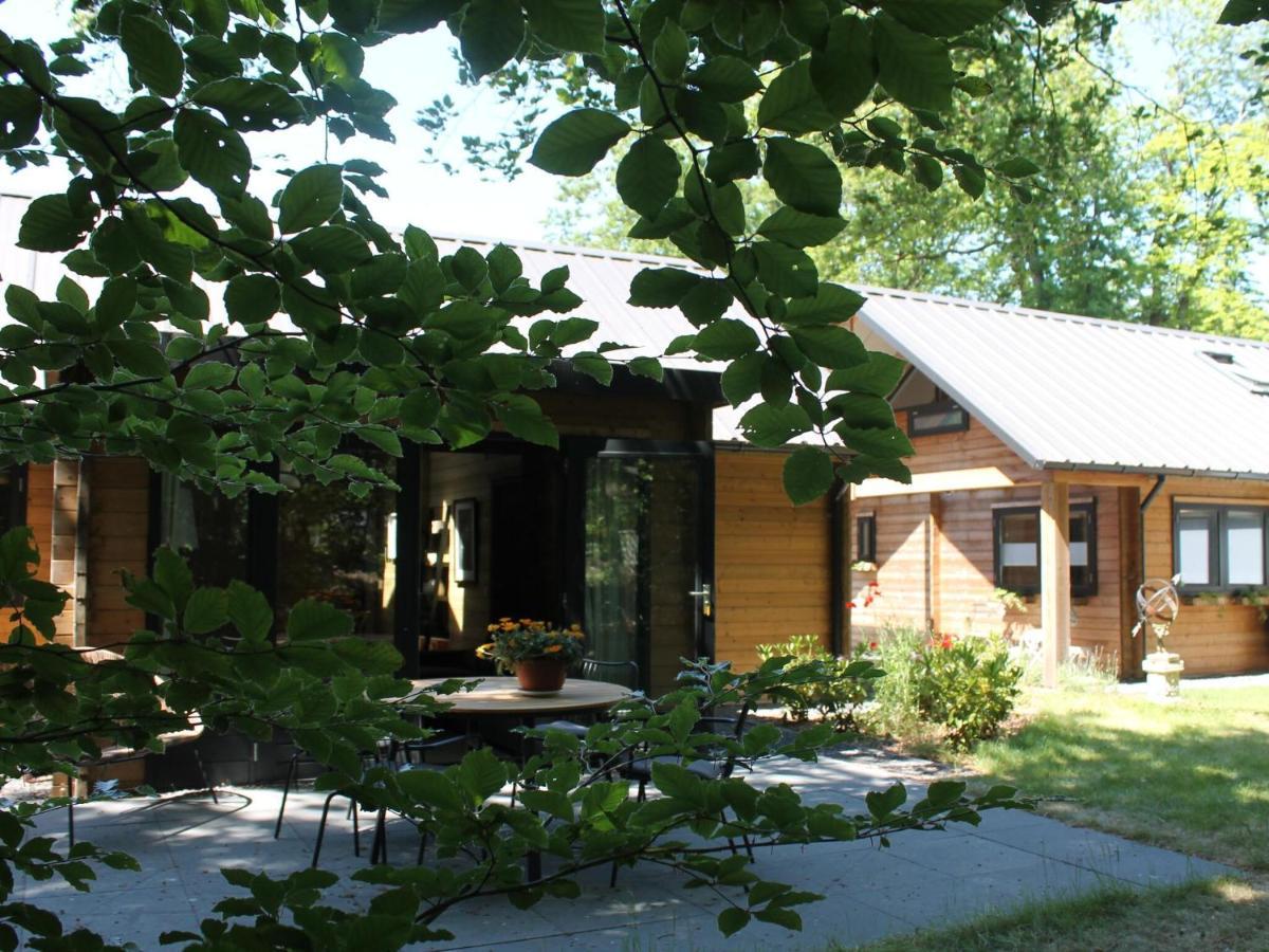 Cosy Wooden House Amid Woods In Soesterberg Utrecht Luaran gambar